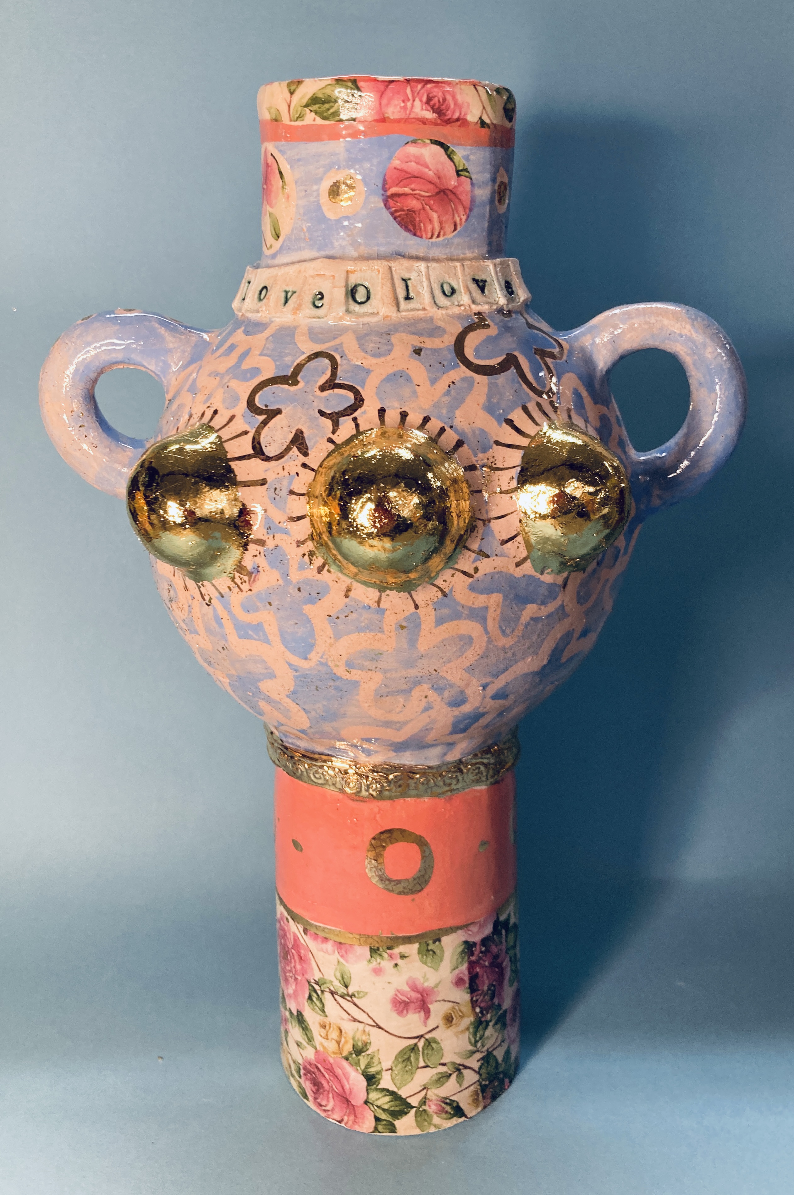 Pink urn