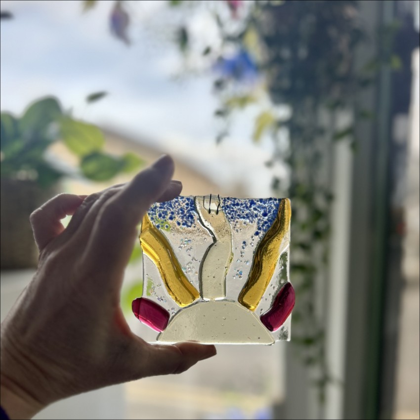 Introduction to Glass Fusing with Una Galbraith (Various dates 2026)